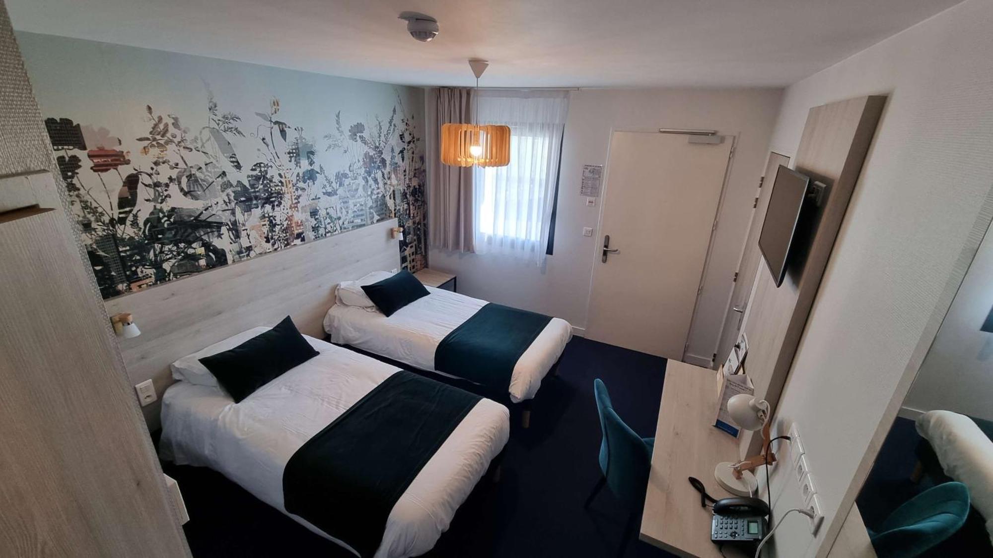 Brit Hotel Au Pays De Vitre Etrelles Екстер'єр фото