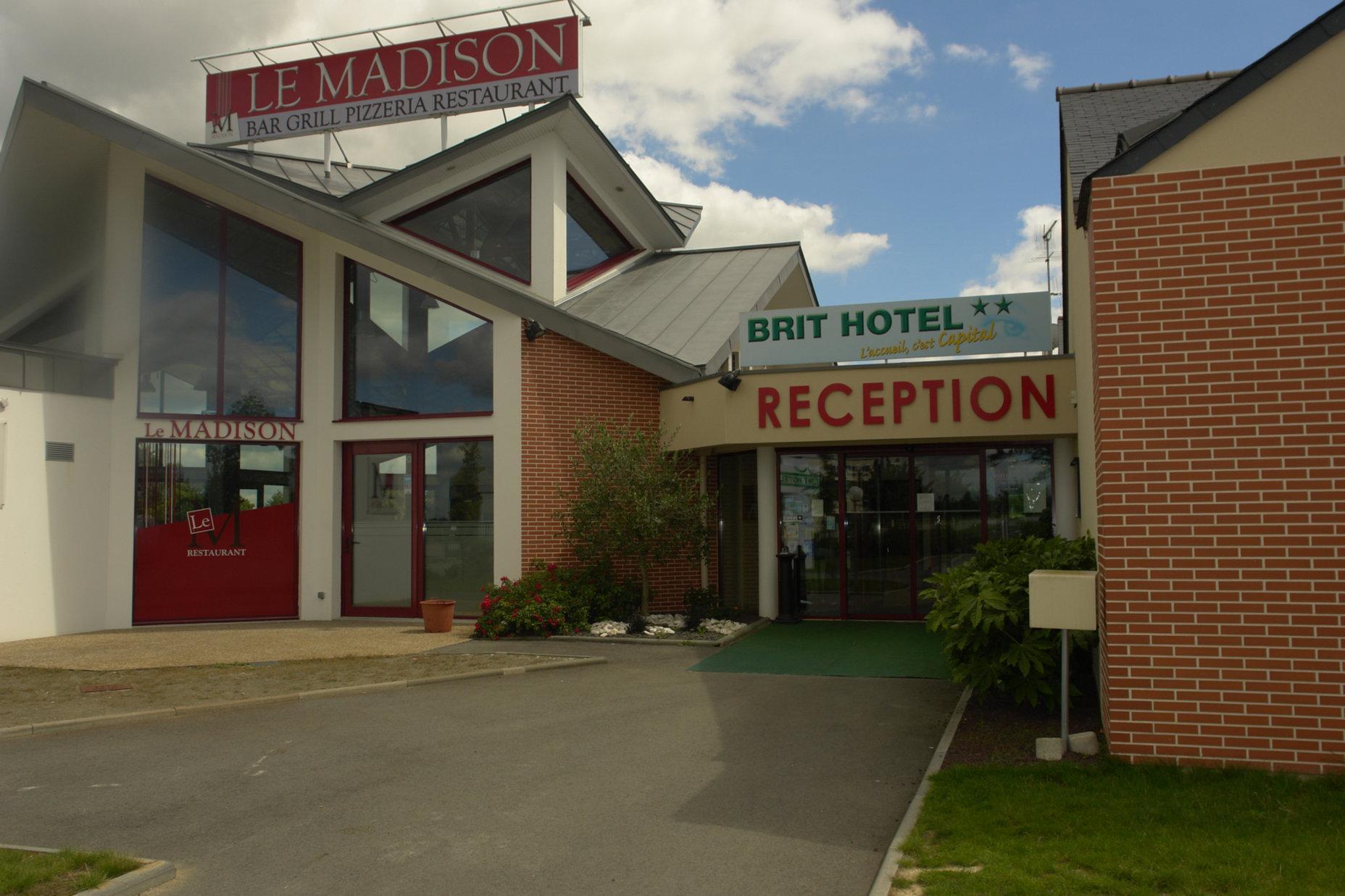 Brit Hotel Au Pays De Vitre Etrelles Екстер'єр фото